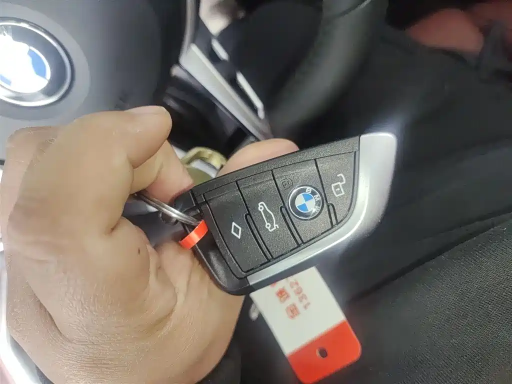 BMW 3 Series 2025 325Li M Sport Package фото 9