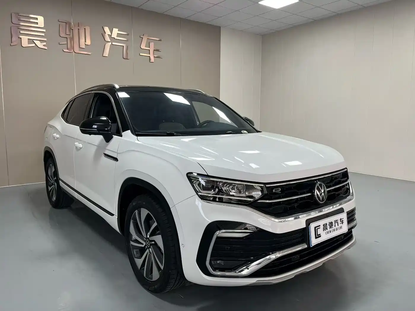 Volkswagen Tayron X 2020 330TSI 2WD Flagship Smart Edition фото 3