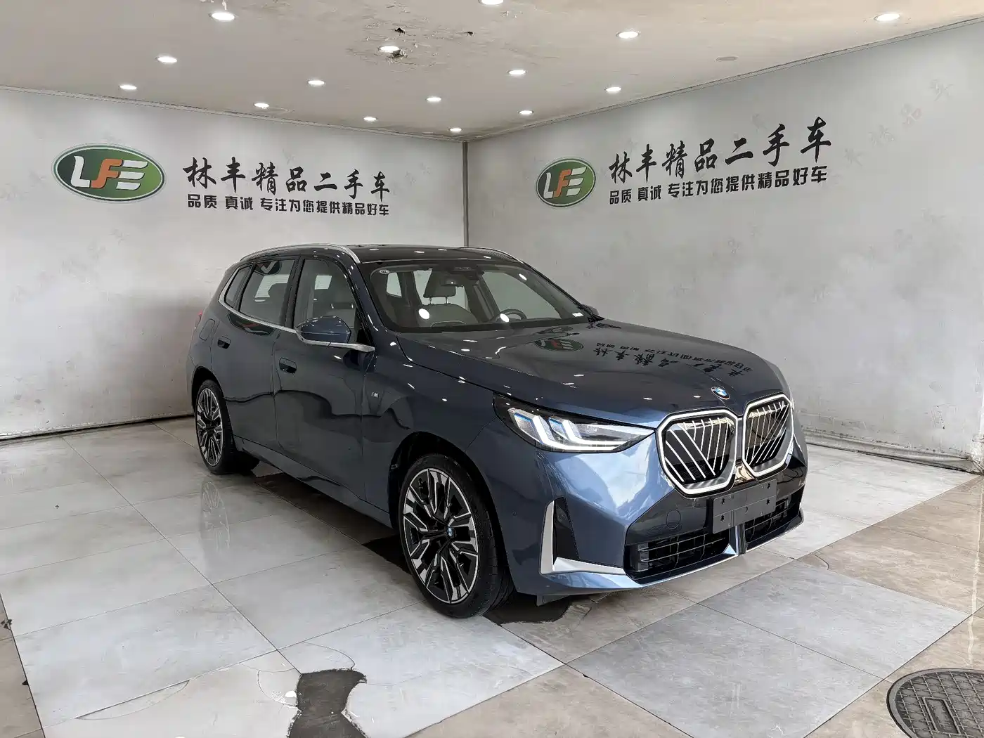 BMW X3 2025 xDrive30L Premium Model M Sport Black Package фото 4