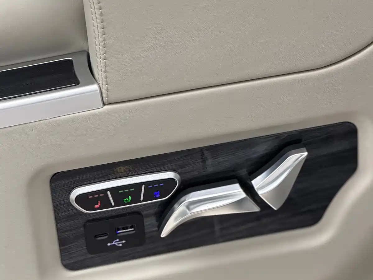 Buick GL8 2023 Model Land Business Class Smart фото 14