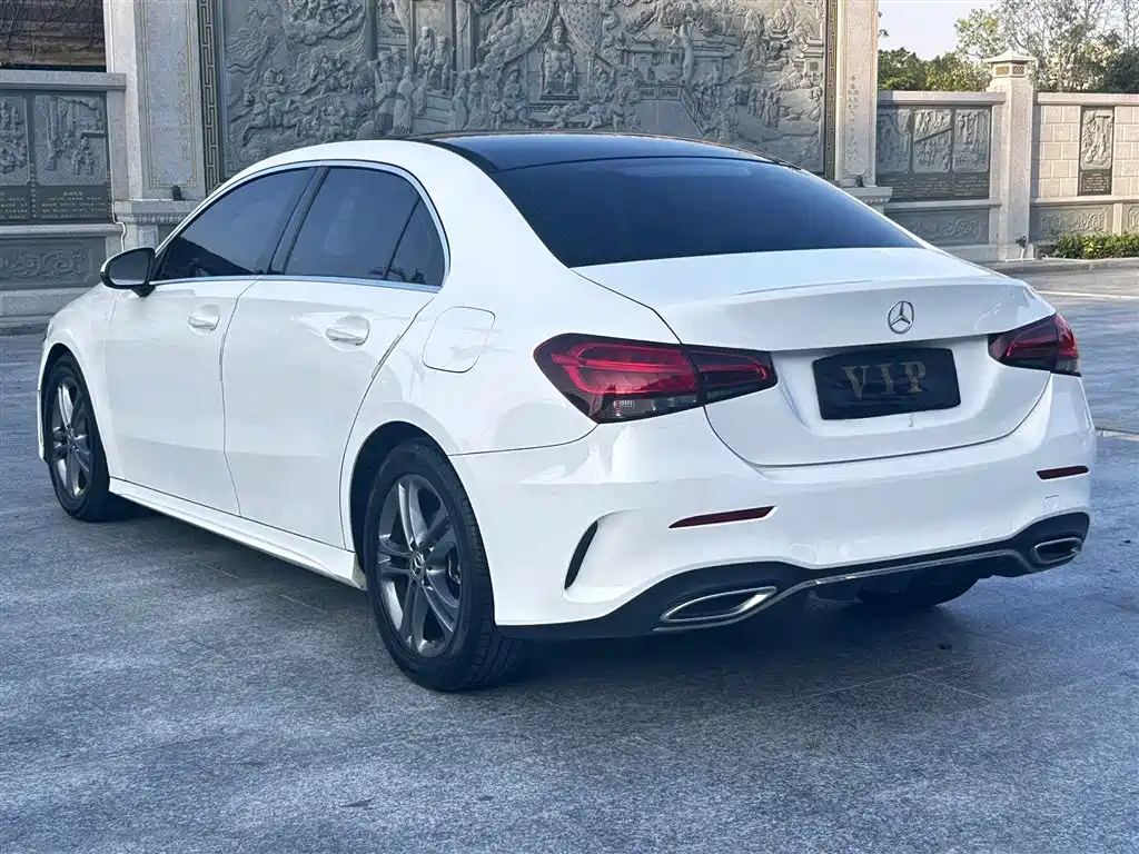 Mercedes-Benz A-Class 2022 A 180 L Sport Sedan фото 6