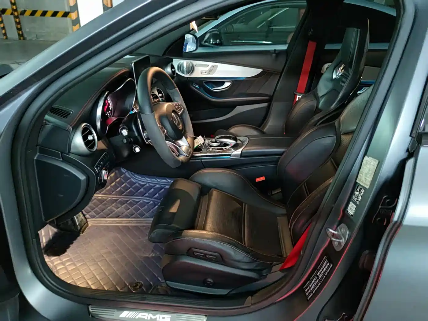 Фото 7 - Mercedes-Benz C-Class AMG