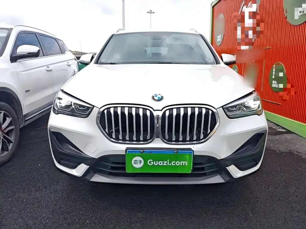 Фото 3 - BMW X1