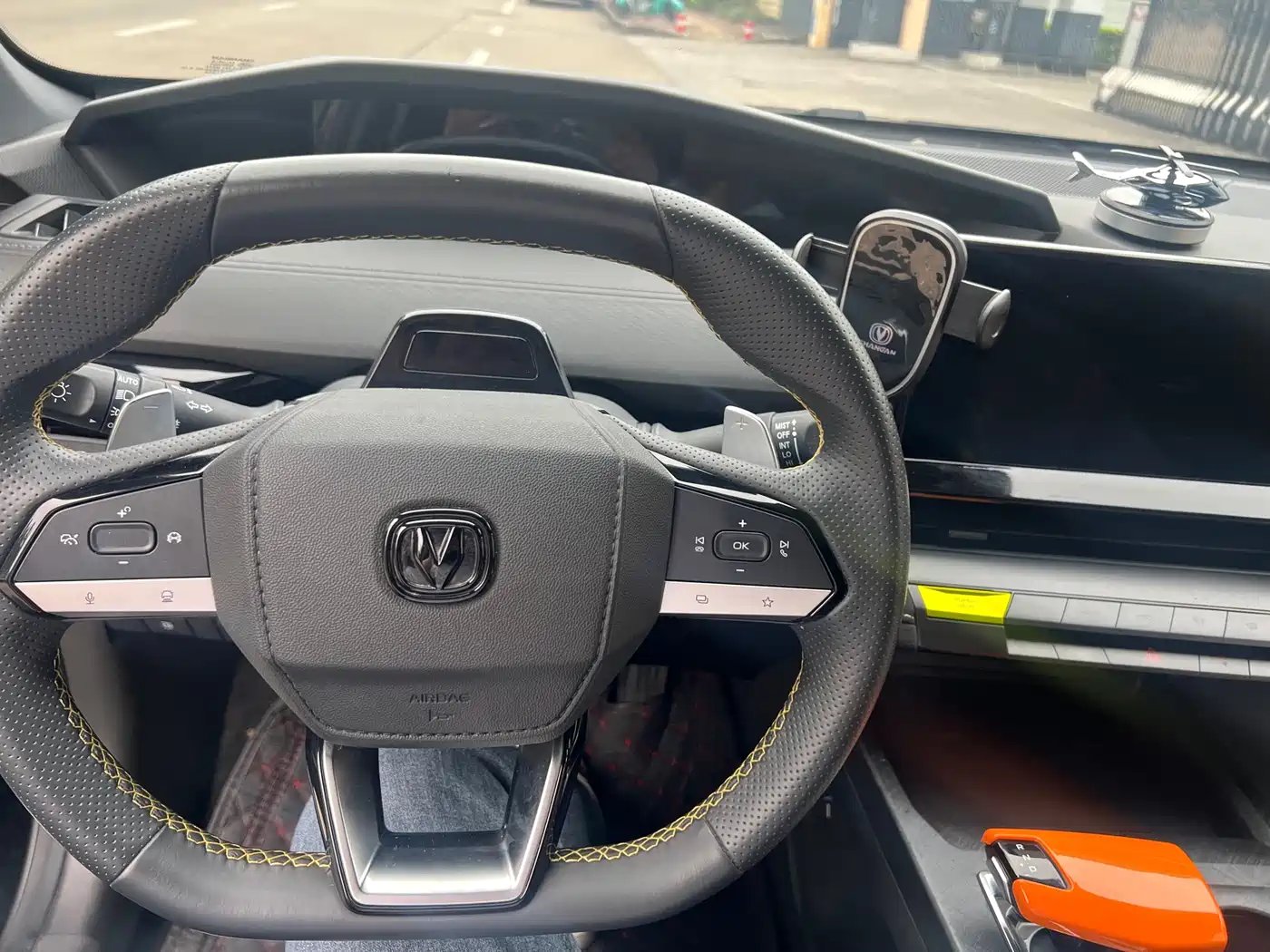 CHANGAN UNI-V