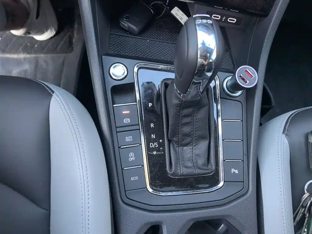Volkswagen Bora 2024 300TSI DSG Premium Ride Edition фото 11