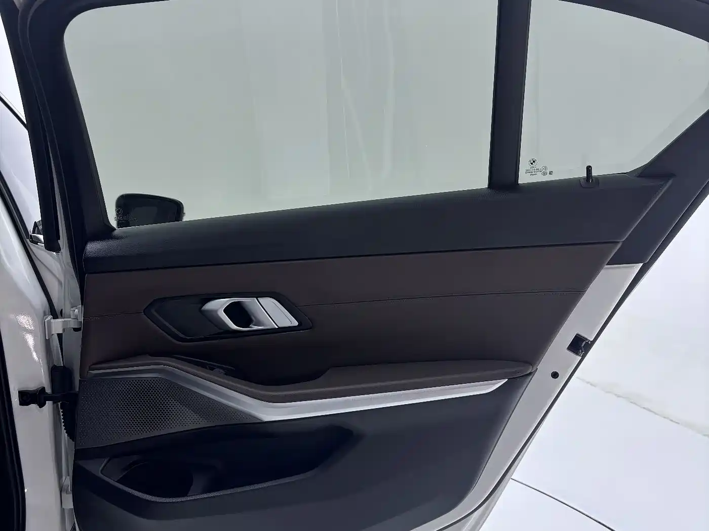 BMW 3 Series 2023 320Li M Sport Package фото 23