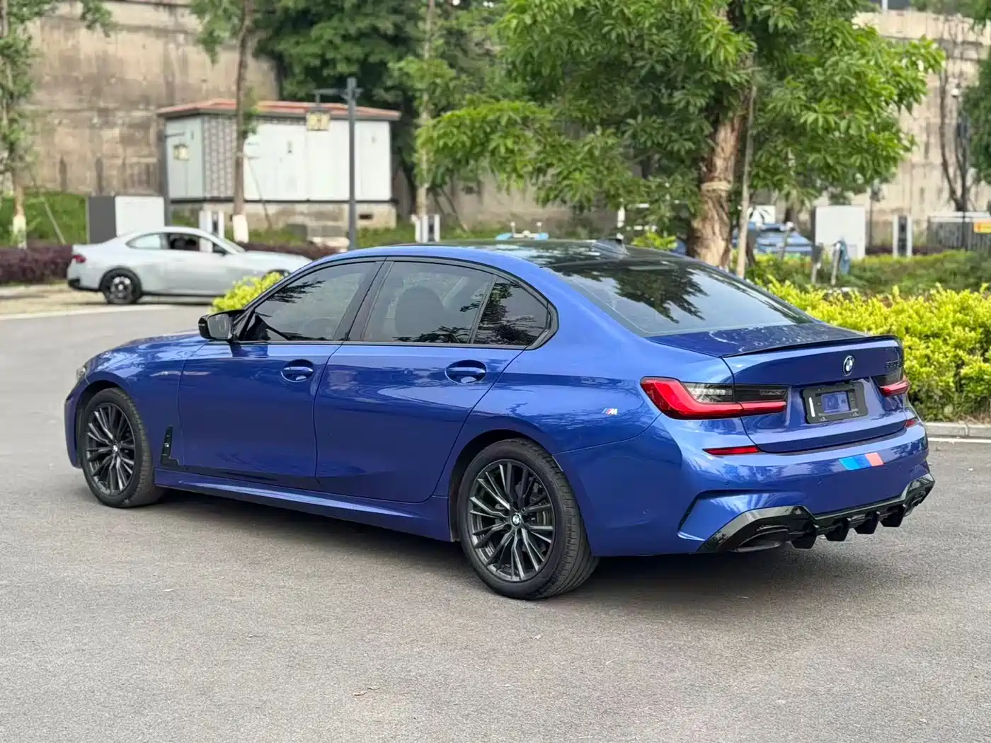 BMW 3 Series 2020 325Li M Sport Black Night Package фото 4