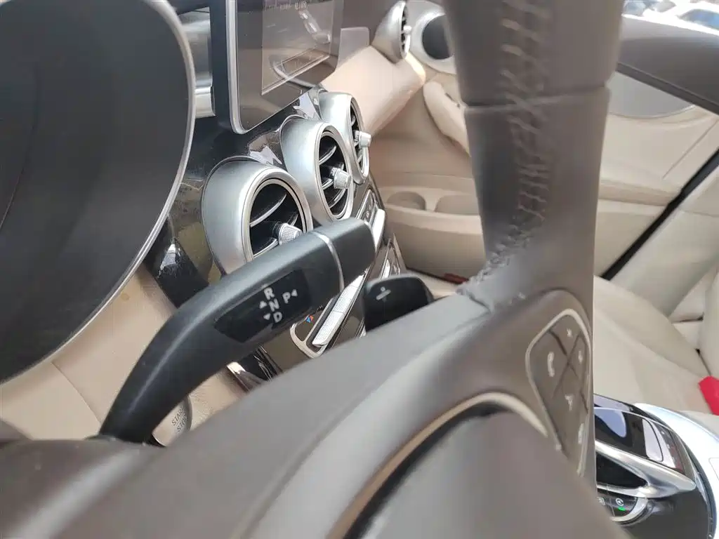 Mercedes-Benz GLC 2018 GLC 200 4MATIC фото 12