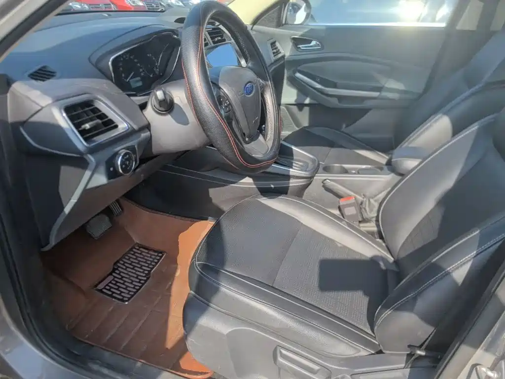 Ford Escort 2015 2015 1.5L Automatic Fashion