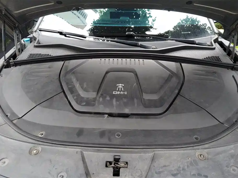 BYD Song PLUS PHEV 2021 DM-i 51KM Honor фото 10