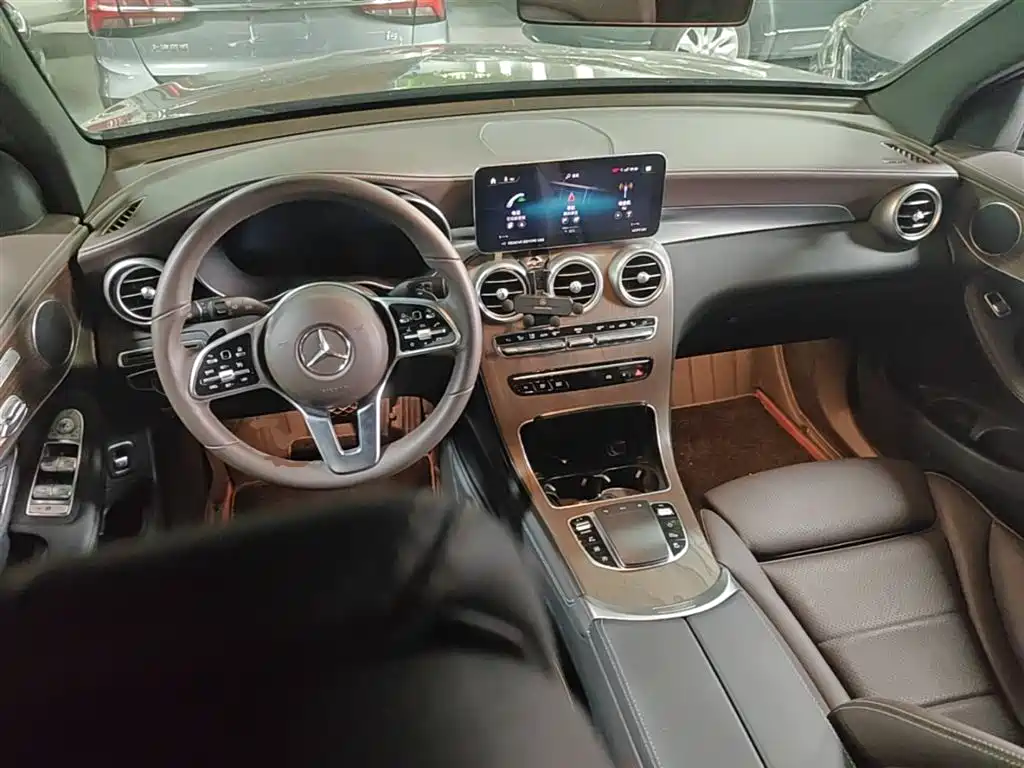 Mercedes-Benz GLC 2022 Facelift GLC 300 L 4MATIC Dynamic фото 10