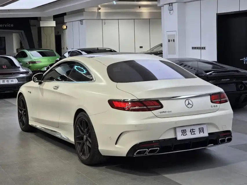 Mercedes-Benz S-Class AMG 2018 AMG S 63 4MATIC+ Coupe фото 14