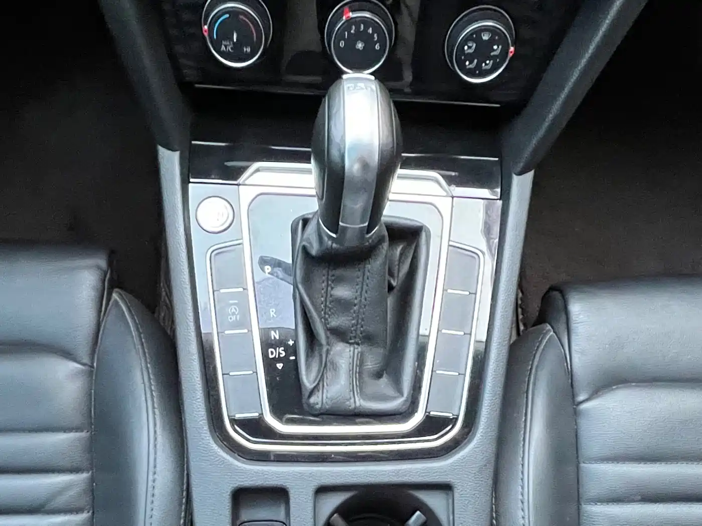 Volkswagen Magotan 2019 330TSI DSG Leading China VI фото 16