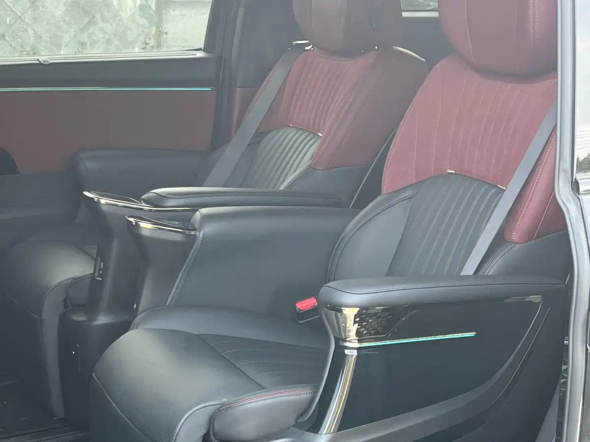 GAC Trumpchi Trumpchi M8 2025 Model Master Series Super Hybrid Edition фото 8