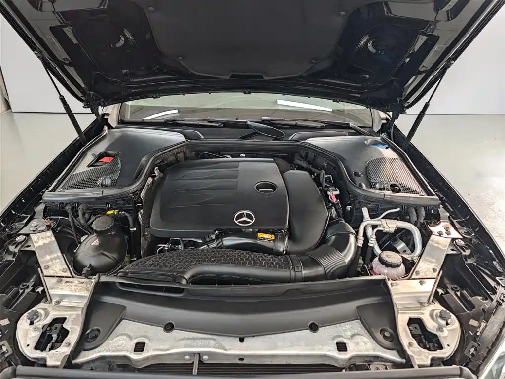 Mercedes-Benz E-Class 2020 E 260 L фото 10