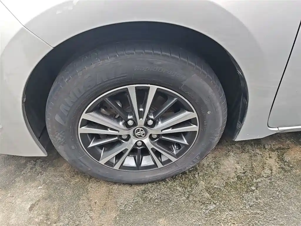 Toyota Levin 2016 1.6G CVT Elite Edition фото 23