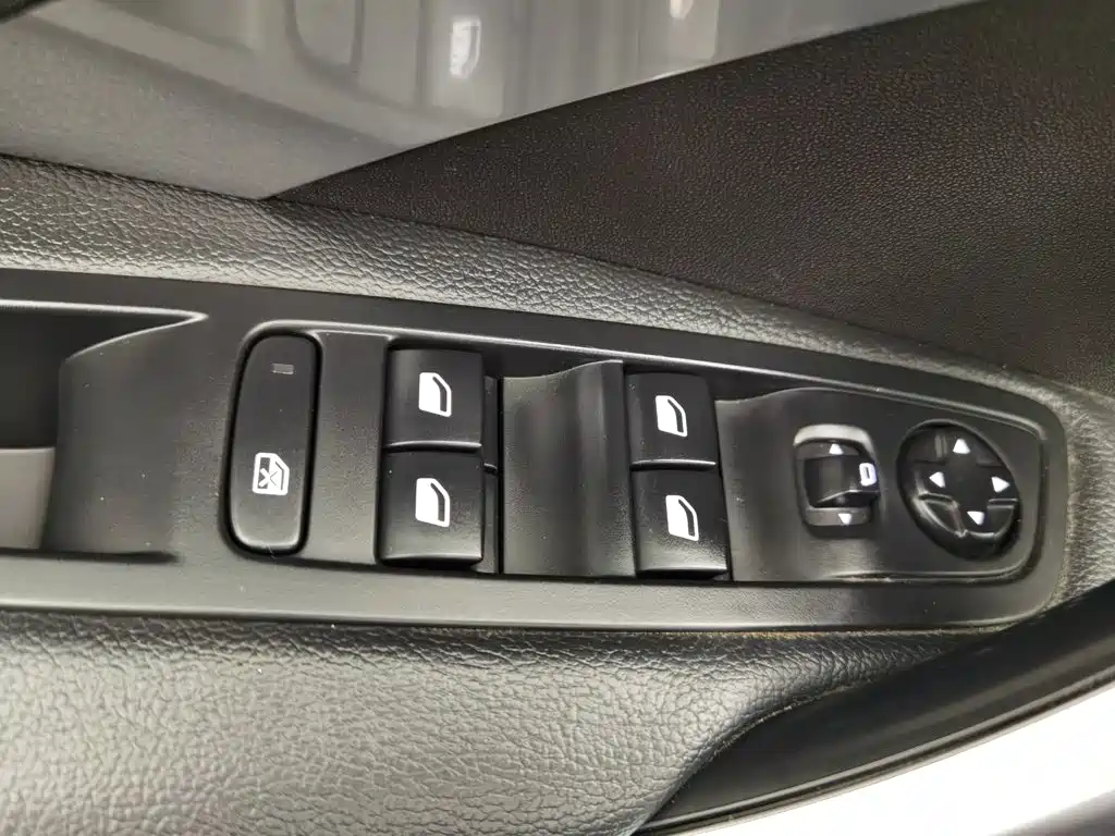 Фото 9 - DS 4S
