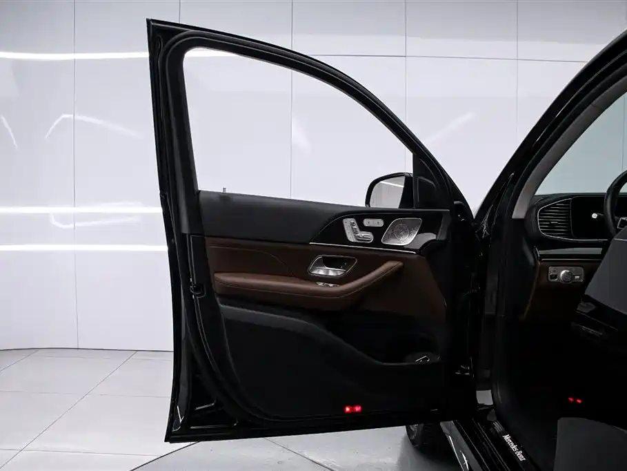 Mercedes-Benz GLE 2024 Facelift GLE 350 4MATIC Fashion фото 11
