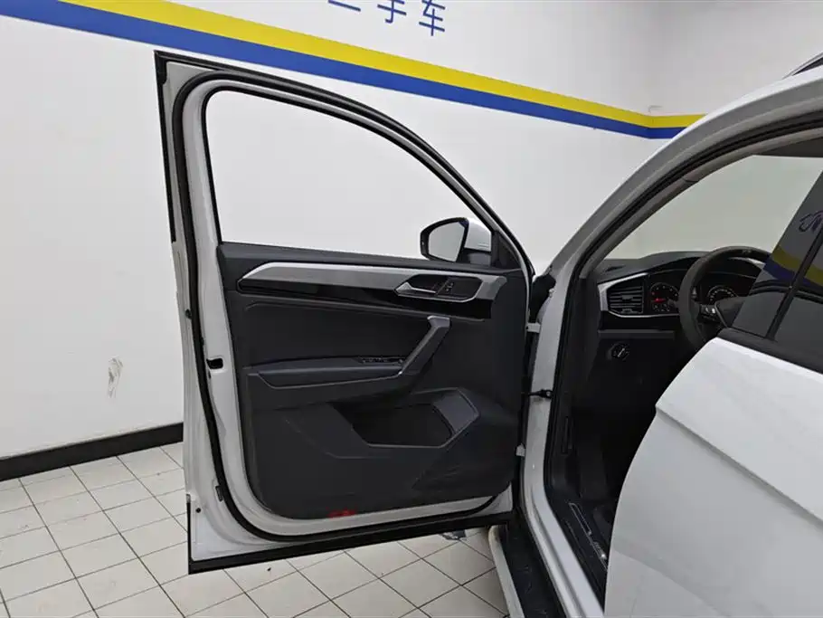 Volkswagen Tayron 2019 Expedition 280TSI 2WD Luxury (China VI) фото 7