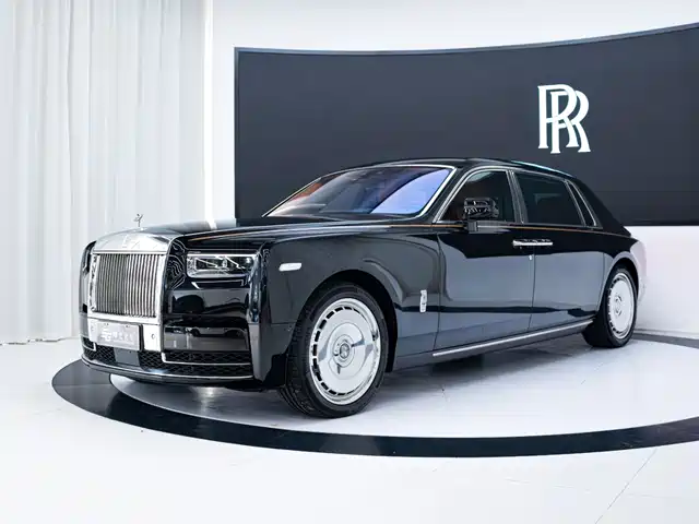 2023 Rolls-Royce Phantom