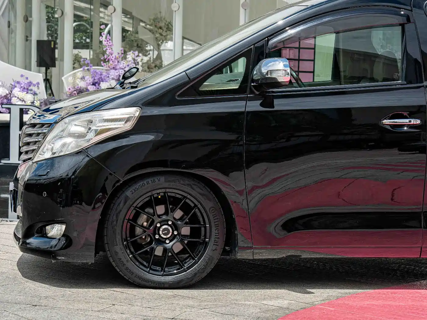 Toyota Alphard 2011 3.5L Luxury Edition фото 4