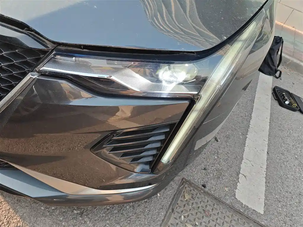 CADILLAC CT4