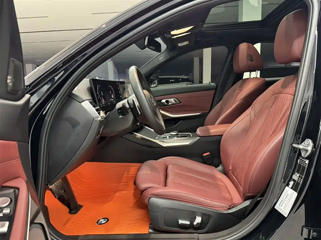 BMW 3 Series 2023 325i M Sport Black Night Package фото 21