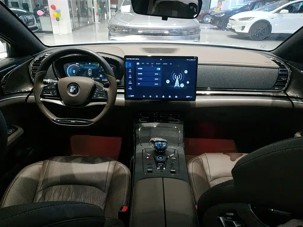 BYD Han 2023 DM-i Champion Edition 121KM Premium фото 10
