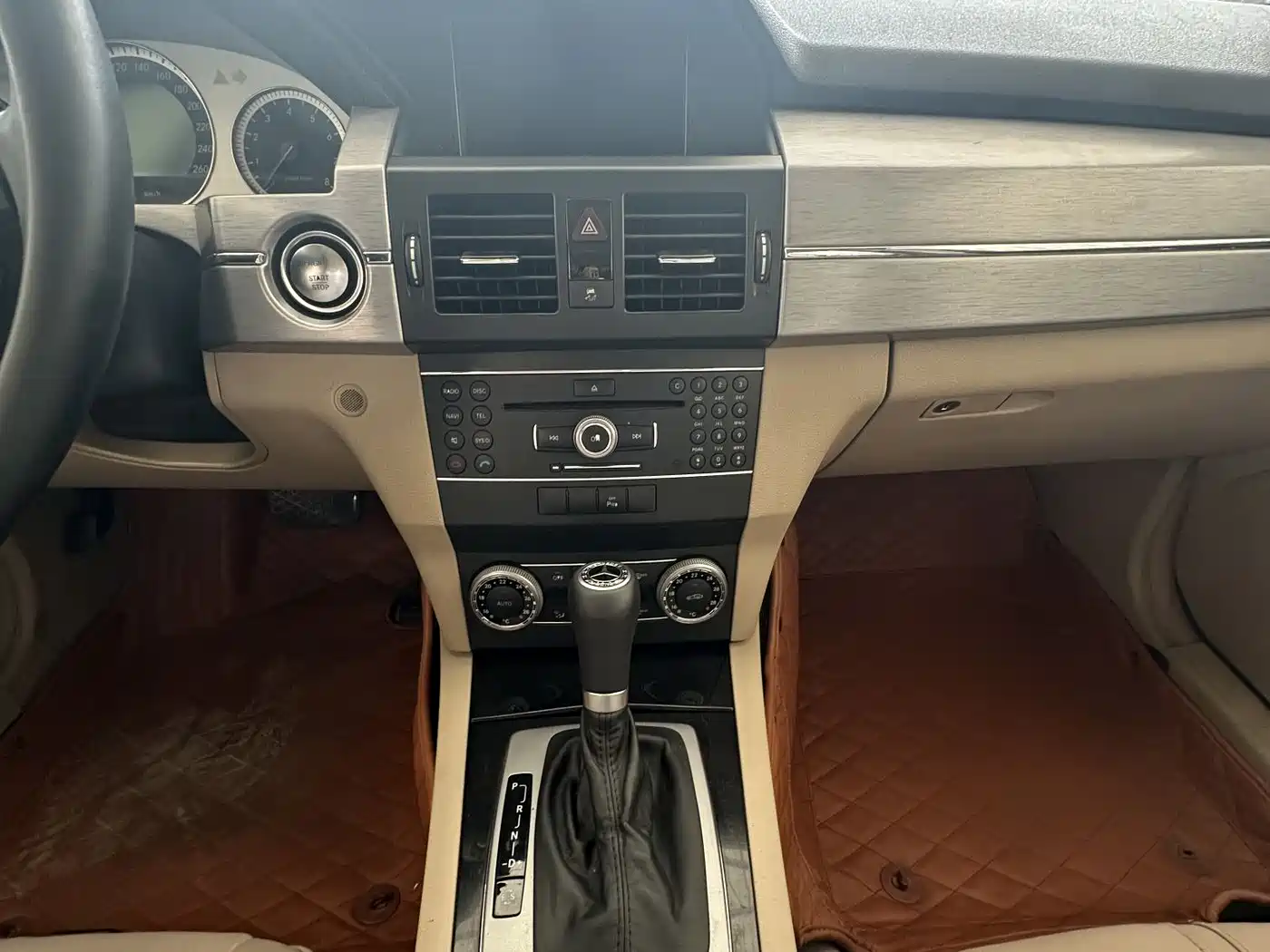 Mercedes-Benz GLK-Class (Import) 2011 GLK 300 4MATIC Luxury фото 5