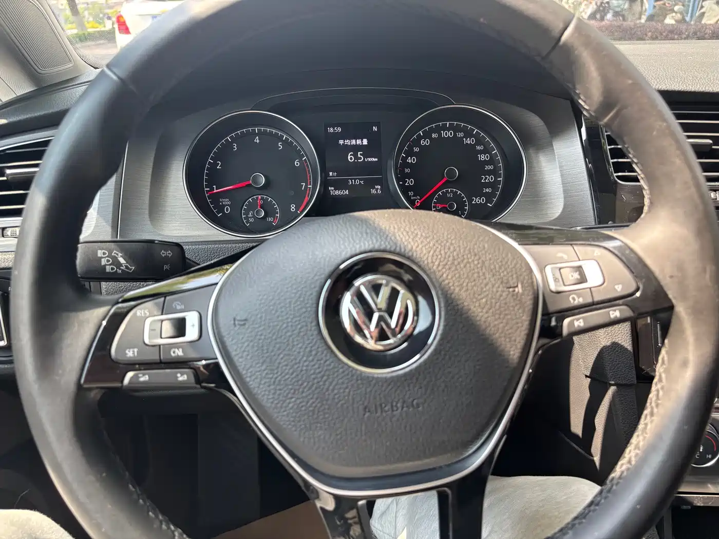 Volkswagen Golf 2016 230TSI Automatic Luxury фото 7