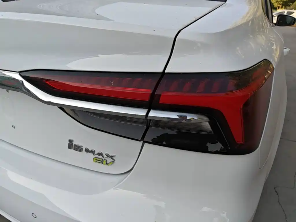 Roewe i6 MAX EV 2023 2023 EV 420 Sunroof Special Edition