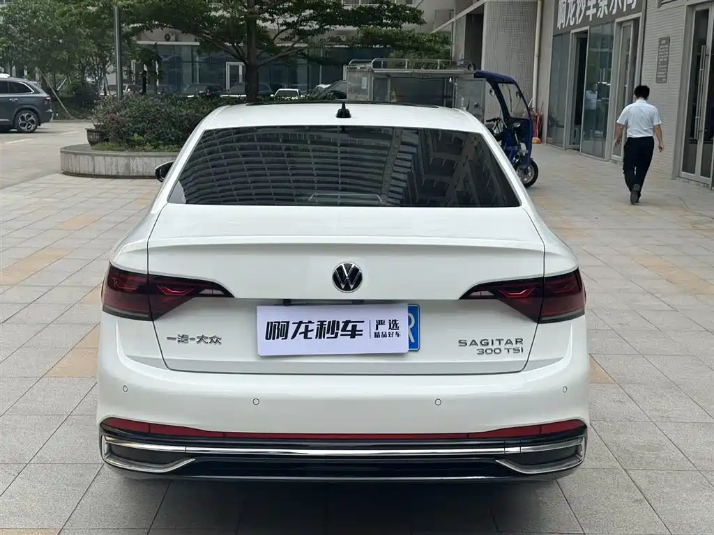 Volkswagen Sagitar 2023 300TSI DSG Surpassing Edition фото 5
