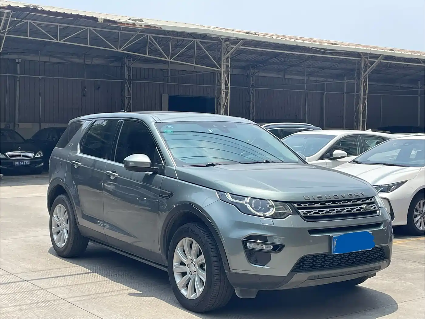Land Rover Discovery Sport 2018 240PS SE Edition фото 3