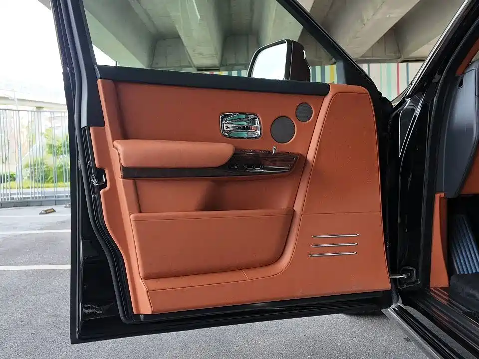 Фото 21 - Rolls-Royce Phantom