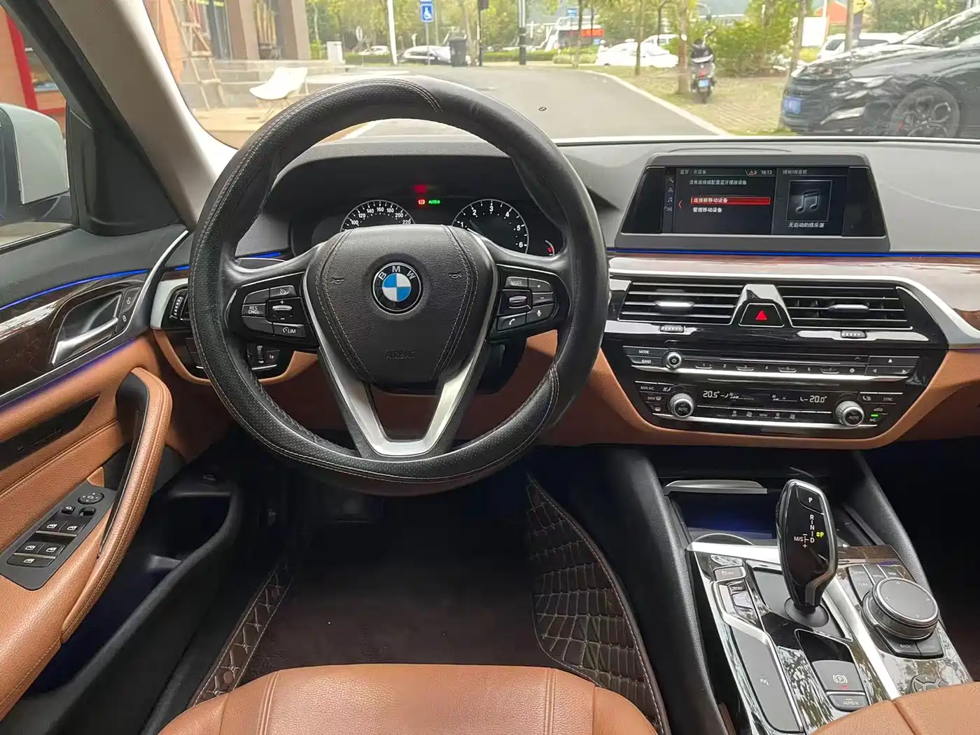 BMW 5 Series 2018 528Li Launch Special Edition фото 17