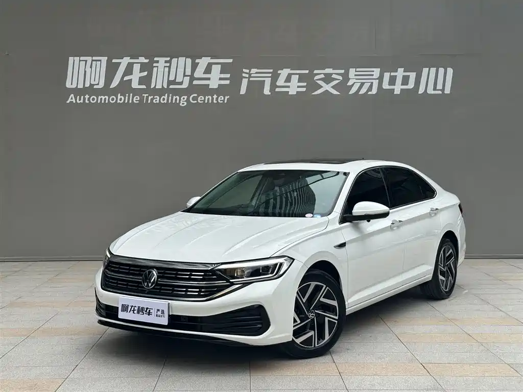 Volkswagen Sagitar 2023 300TSI DSG Surpassing Edition