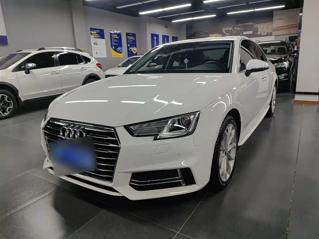 Audi A4L 2018 30th Anniversary 40 TFSI Progressive