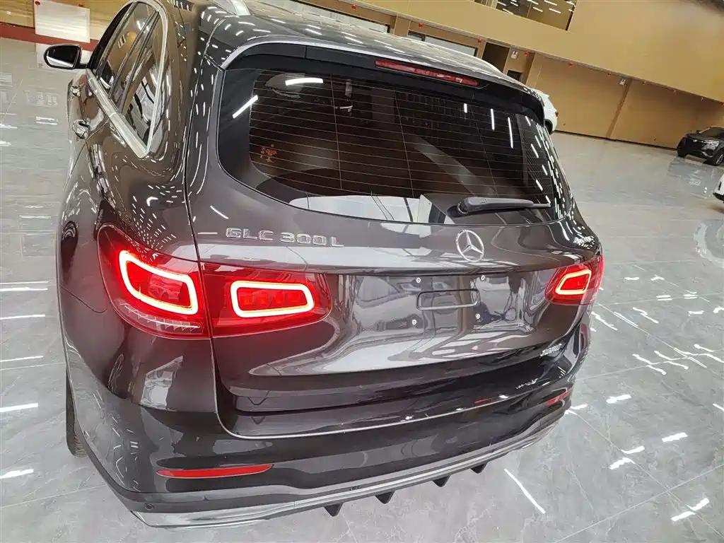 Mercedes-Benz GLC 2022 Facelift GLC 300 L 4MATIC Dynamic Collector's Edition фото 6