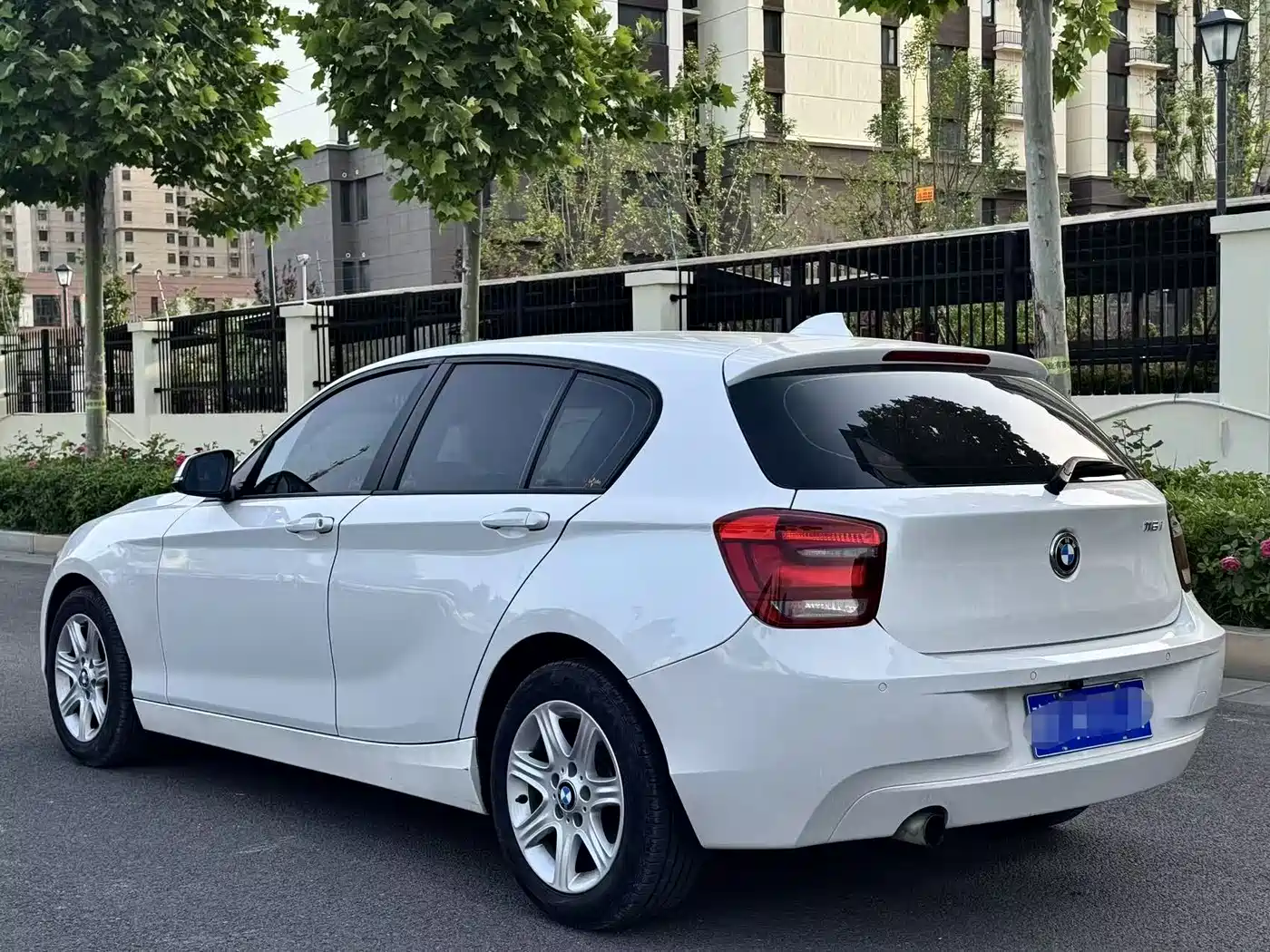 BMW 1 Series (Import) 2013 Facelift 116i Leading Model фото 9