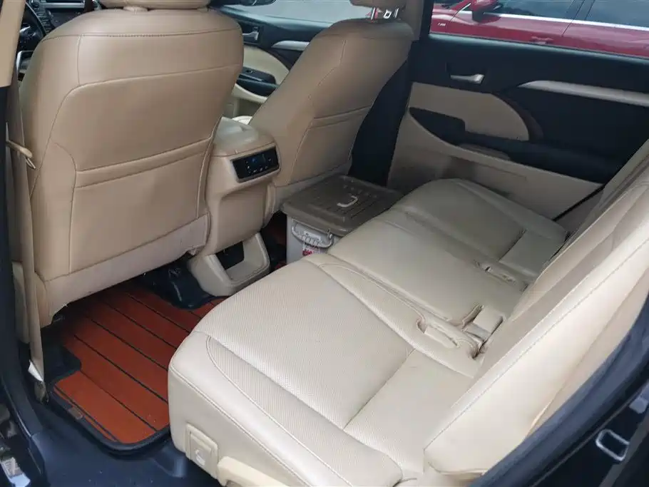 Toyota Highlander 2015 2.0T AWD Luxury Edition 7-seater фото 11
