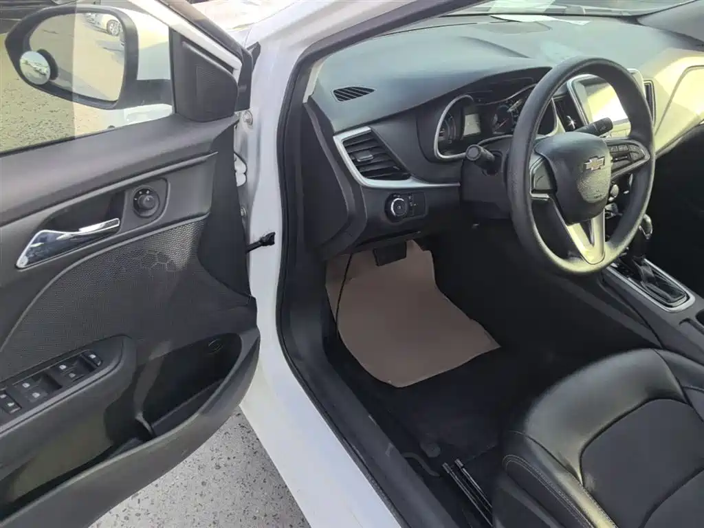 Chevrolet Cavalier 2016 1.5L Automatic Delight Edition фото 16