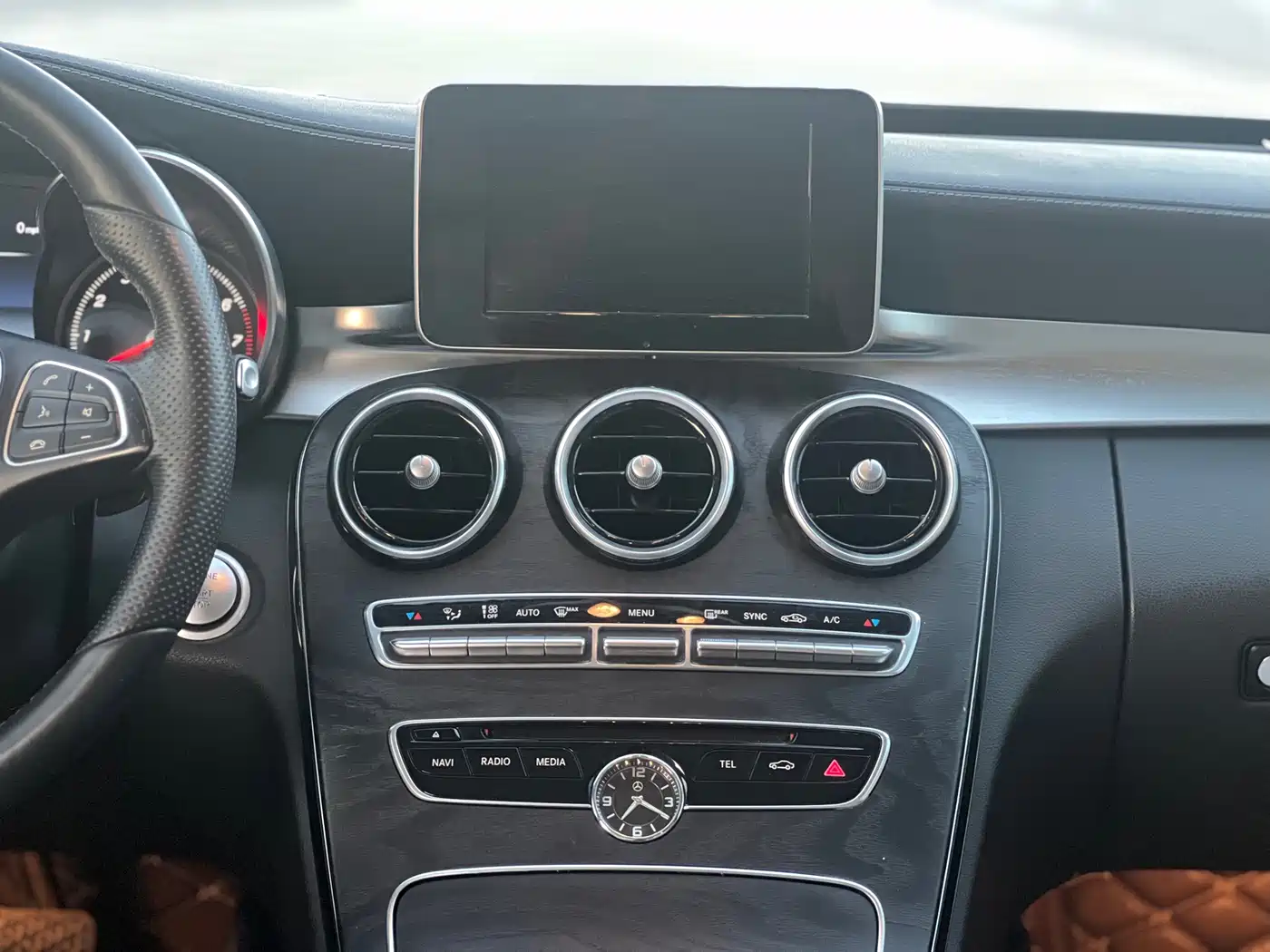 Mercedes-Benz C-Class 2016 C 200 L Sport фото 9