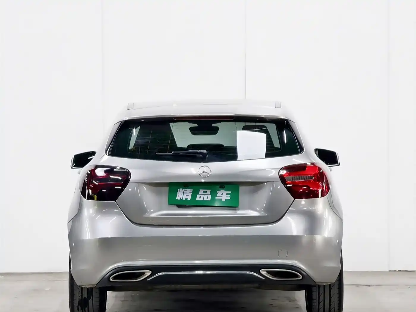 Mercedes-Benz A-Class (Import) 2017 A 200 Fashion Edition фото 5