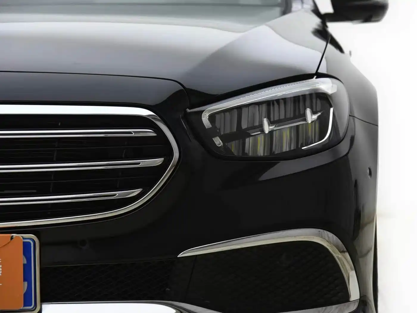 Mercedes-Benz E-Class 2022 Second Facelift E 300 L Luxury фото 2