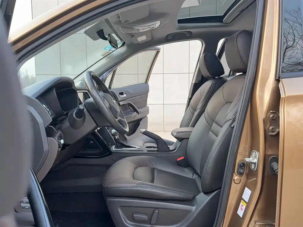 GAC Trumpchi Trumpchi GS4 2015 200T G-DCT Luxury Edition фото 11