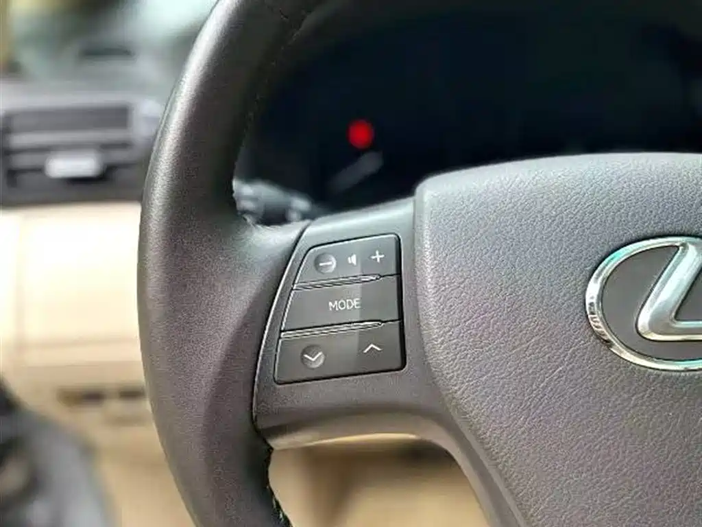 Lexus RX Classic 2011 270 Luxury фото 7