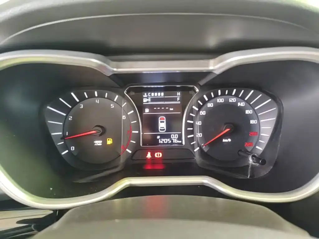صورة 12 - GAC Trumpchi GS4