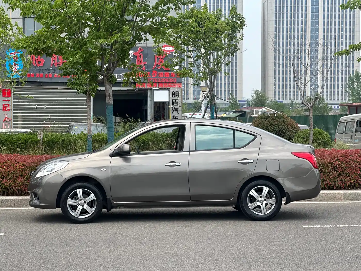 Nissan Sunny 2012 2011 1.5XE CVT Comfort Edition