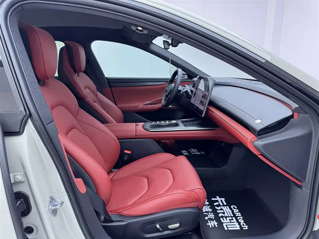 Xiaomi Auto Xiaomi SU7 2024 RWD Ultra Long Range Advanced Smart Driving Pro Edition фото 19