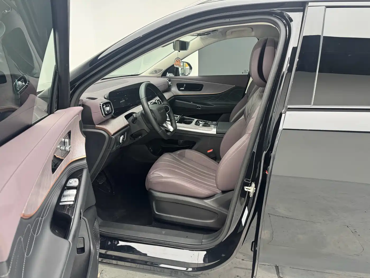 Chery Tiggo 9 C-DM 2025 2025 1.5T 106KM Delight Edition 5-Seater NCM